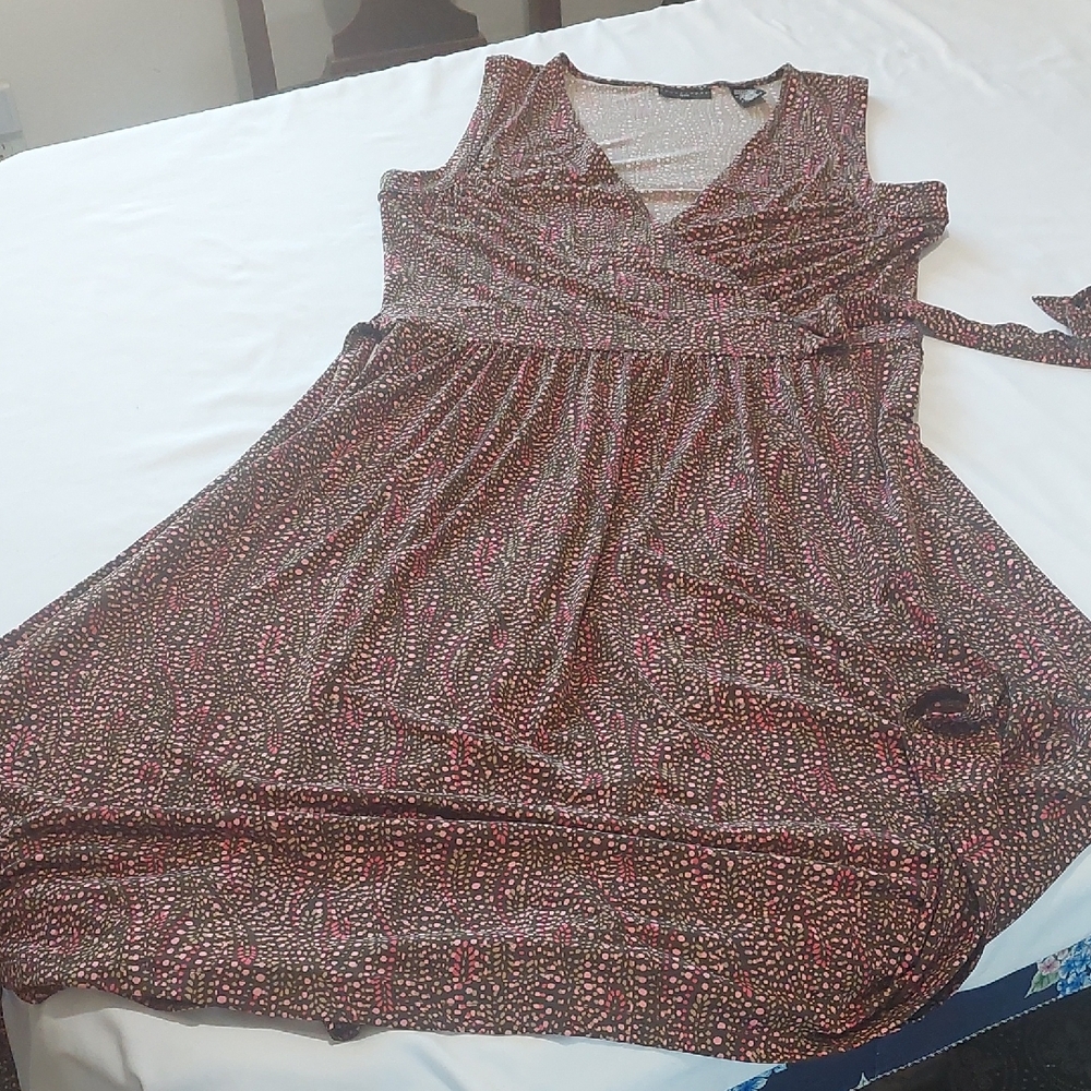 APOSTROPHE Brown and Pink Women's Dress.Soft And Stretches.Ties In The Back .M